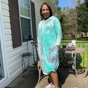 Meet your Posher, Gloria